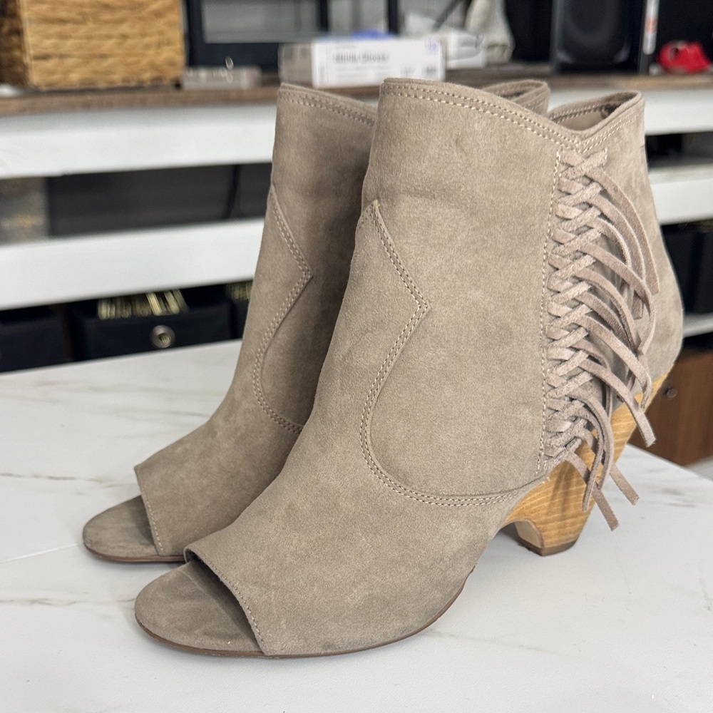 Carlos by Carlos Santana Taupe Peep-Toe Wedges